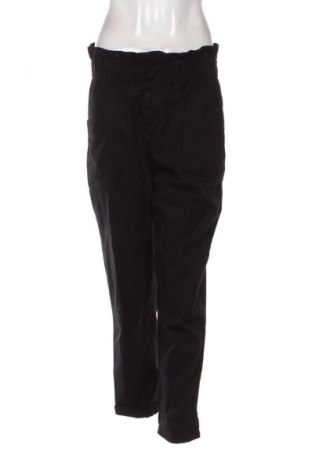 Női farmernadrág Bershka, Méret S, Szín Fekete, Ár 5 776 Ft