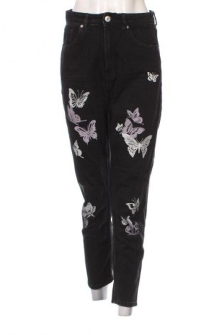Blugi de femei Bershka, Mărime S, Culoare Multicolor, Preț 76,00 Lei
