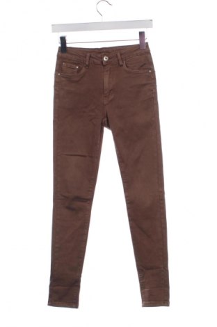 Damskie jeansy CORE, Rozmiar XS, Kolor Brązowy, Cena 43,99 zł