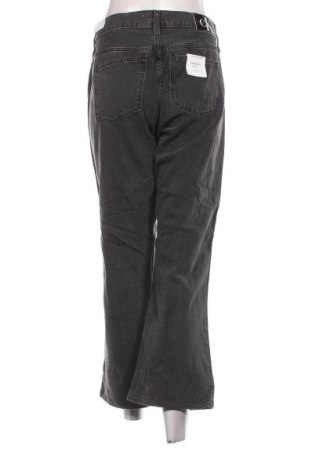 Damskie jeansy Calvin Klein Jeans, Rozmiar L, Kolor Szary, Cena 514,99 zł