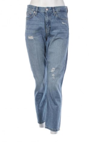 Дамски дънки Calvin Klein Jeans, Размер M, Цвят Син, Цена 68,00 лв.