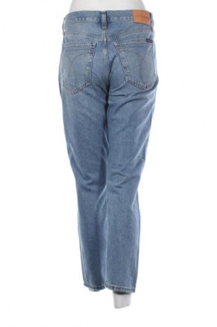 Дамски дънки Calvin Klein Jeans, Размер M, Цвят Син, Цена 68,00 лв.
