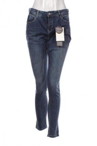 Damskie jeansy Cartoon, Rozmiar M, Kolor Niebieski, Cena 120,99 zł