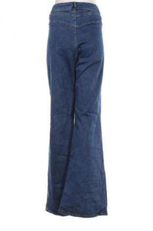 Damskie jeansy Chic, Rozmiar 3XL, Kolor Niebieski, Cena 75,99 zł