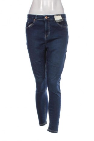 Дамски дънки Clothing & Co, Размер L, Цвят Син, Цена 46,99 лв.