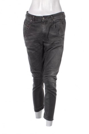 Damen Jeans Diesel, Größe M, Farbe Grau, Preis 61,99 €