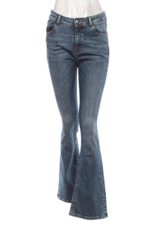 Damskie jeansy Gerry Weber, Rozmiar M, Kolor Niebieski, Cena 245,99 zł