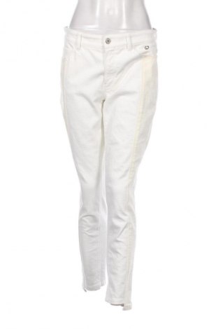 Дамски дънки Gerry Weber, Размер M, Цвят Бял, Цена 174,99 лв.