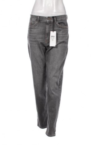 Damskie jeansy Gerry Weber, Rozmiar M, Kolor Szary, Cena 386,99 zł