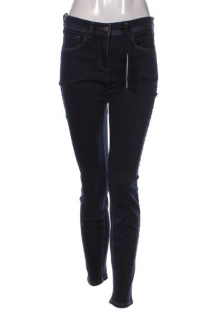 Dámské džíny  Gerry Weber, Velikost M, Barva Modrá, Cena  2 799,00 Kč