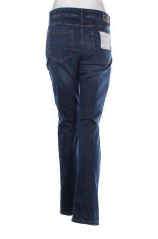 Дамски дънки Gerry Weber, Размер M, Цвят Син, Цена 174,99 лв.