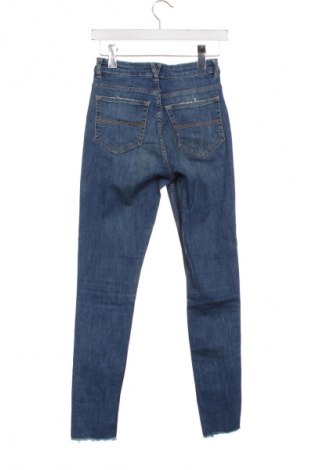 Dámske džínsy  H&M Divided, Veľkosť S, Farba Modrá, Cena  9,95 €