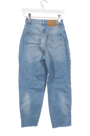 Дамски дънки H&M Divided, Размер XXS, Цвят Син, Цена 12,99 лв.