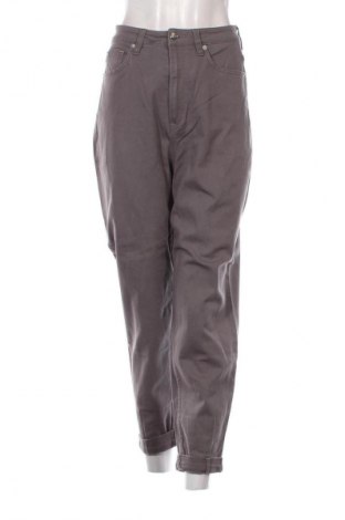 Dámské džíny  H&M Divided, Velikost S, Barva Šedá, Cena  685,00 Kč