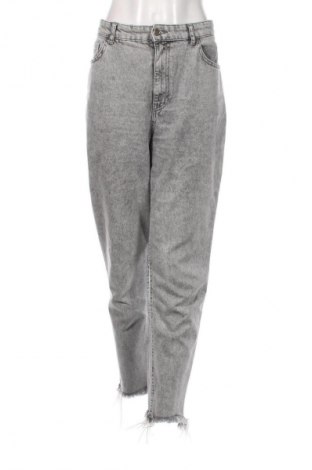 Blugi de femei LCW, Mărime XL, Culoare Gri, Preț 76,00 Lei