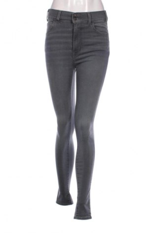 Blugi de femei Levi's, Mărime S, Culoare Gri, Preț 128,99 Lei