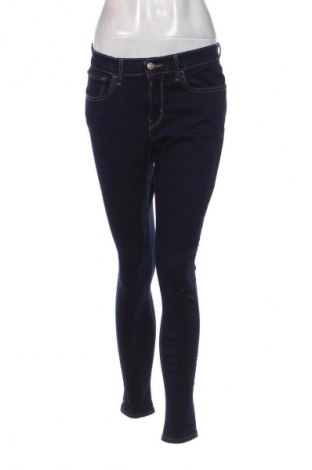 Дамски дънки Levi's, Размер L, Цвят Син, Цена 104,99 лв.