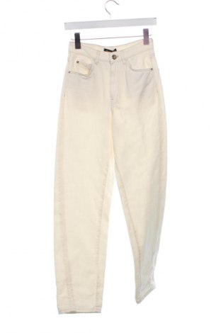 Дамски дънки Massimo Dutti, Размер XS, Цвят Екрю, Цена 142,99 лв.