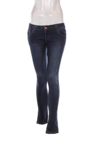 Damskie jeansy Miss Swan, Rozmiar M, Kolor Niebieski, Cena 95,99 zł