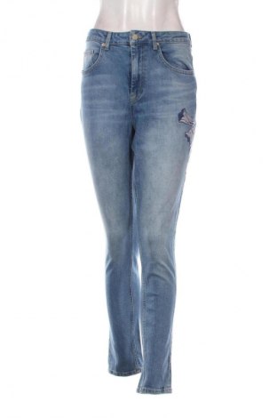 Дамски дънки Perfect Jeans By Gina Tricot, Размер M, Цвят Син, Цена 91,20 лв.