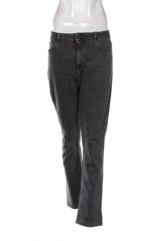 Damskie jeansy Primark, Rozmiar L, Kolor Czarny, Cena 95,99 zł