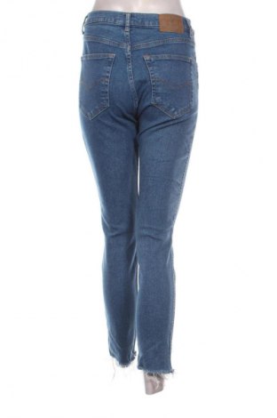 Γυναικείο Τζίν Pull&Bear, Μέγεθος M, Χρώμα Μπλέ, Τιμή 18,99 €