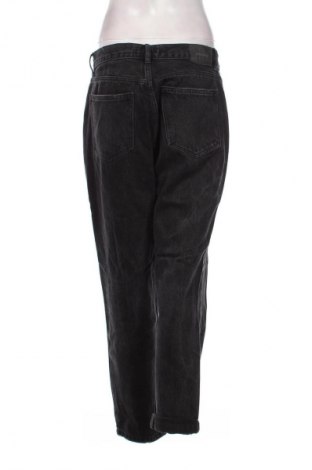 Blugi de femei Pull&Bear, Mărime M, Culoare Negru, Preț 100,99 Lei