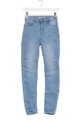 Damskie jeansy Pull&Bear, Rozmiar XXS, Kolor Niebieski, Cena 66,67 zł