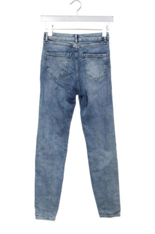 Damskie jeansy Reserved, Rozmiar XS, Kolor Niebieski, Cena 66,67 zł