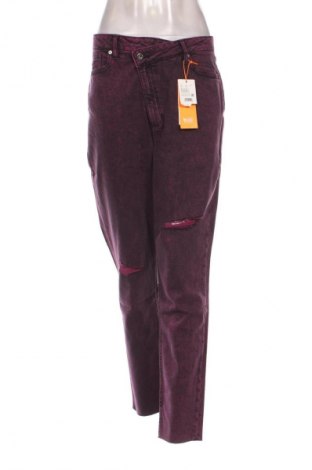 Damskie jeansy S.Oliver, Rozmiar XL, Kolor Różowy, Cena 305,99 zł