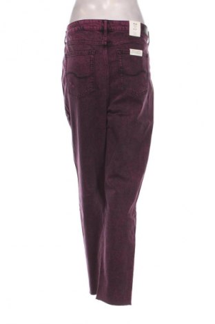 Damskie jeansy S.Oliver, Rozmiar XL, Kolor Różowy, Cena 305,99 zł