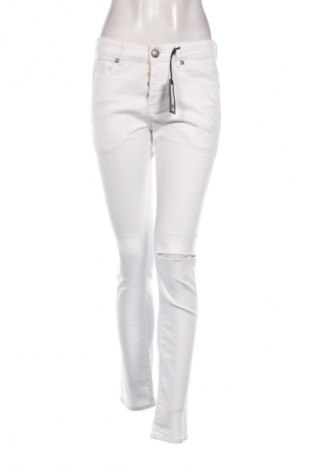 Damen Jeans Sixth June, Größe M, Farbe Weiß, Preis 31,99 €