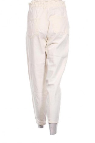 Damen Jeans Stradivarius, Größe M, Farbe Ecru, Preis € 19,59