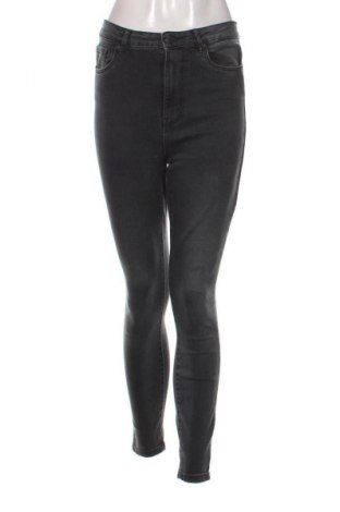 Дамски дънки Vero Moda, Размер M, Цвят Сив, Цена 33,99 лв.