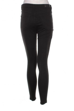 Damskie jeansy Vero Moda, Rozmiar M, Kolor Czarny, Cena 44,99 zł