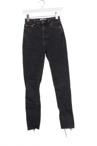 Дамски дънки Zara, Размер XS, Цвят Черен, Цена 11,99 лв.