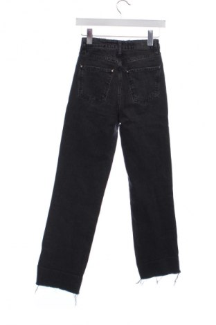 Дамски дънки Zara, Размер XXS, Цвят Черен, Цена 27,00 лв.