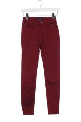 Дамски дънки Zara, Размер XS, Цвят Червен, Цена 27,00 лв.