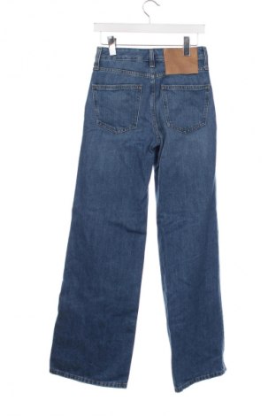 Blugi de femei Zara, Mărime XS, Culoare Albastru, Preț 87,99 Lei