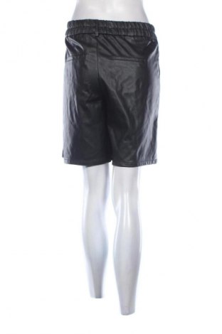 Damen Shorts Cropp, Größe S, Farbe Schwarz, Preis € 25,13