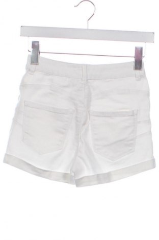Damen Shorts Fb Sister, Größe XS, Farbe Weiß, Preis 8,99 €