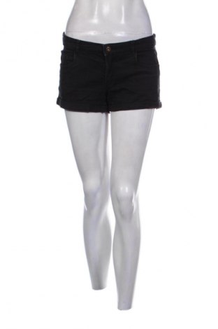 Pantaloni scurți de femei H&M, Mărime S, Culoare Negru, Preț 50,99 Lei