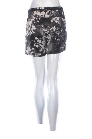 Damen Shorts H&M, Größe L, Farbe Mehrfarbig, Preis € 7,99