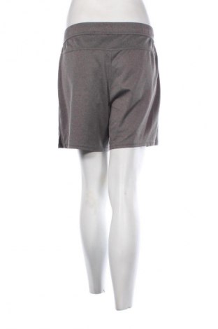 Dámske kraťasy  H&M, Veľkosť M, Farba Viacfarebná, Cena  7,95 €