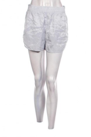 Pantaloni scurți de femei H&M, Mărime S, Culoare Gri, Preț 40,99 Lei