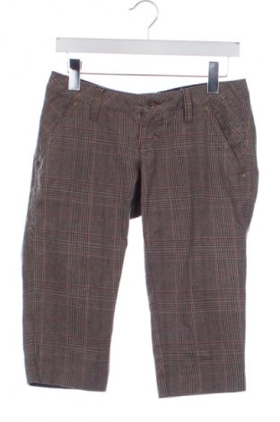 Pantaloni scurți de femei Herrlicher, Mărime M, Culoare Multicolor, Preț 81,99 Lei