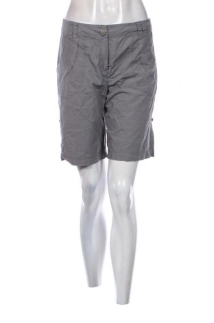 Pantaloni scurți de femei LC Waikiki, Mărime S, Culoare Gri, Preț 83,99 Lei