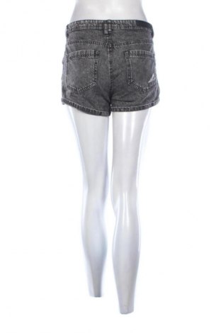 Damen Shorts LFT, Größe S, Farbe Grau, Preis € 8,99