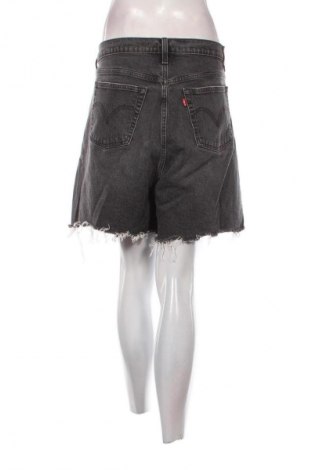 Dámske kraťasy  Levi's, Veľkosť XXL, Farba Sivá, Cena  24,55 €
