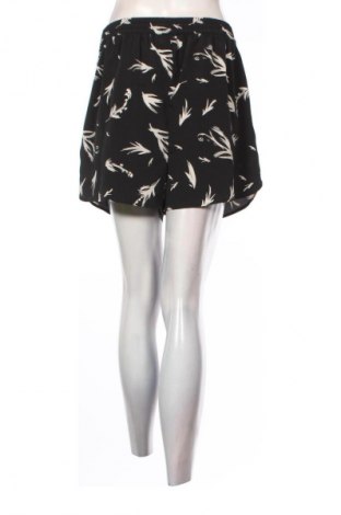 Damen Shorts Pieces, Größe L, Farbe Mehrfarbig, Preis 8,99 €